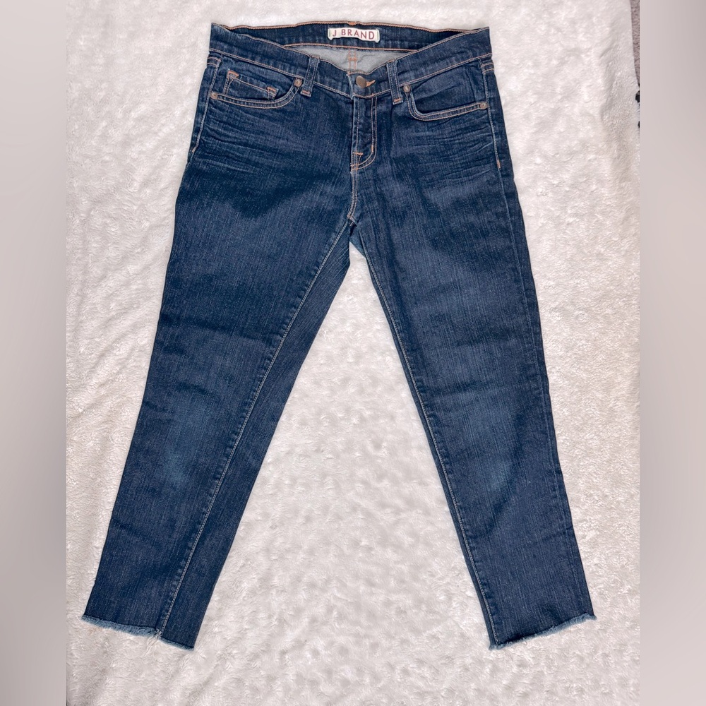 J BRAND frayed Hem cropped Jean RN#117965